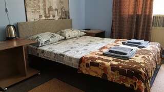 Апарт-отели Apart-hotel Ugolok Бердянск Четырехместный номер "Комфорт"-2
